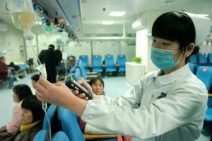 Hospitals in China Infect At Least 14 Patients with HIV and Hepatitis B Virus - World Of Buzz 2