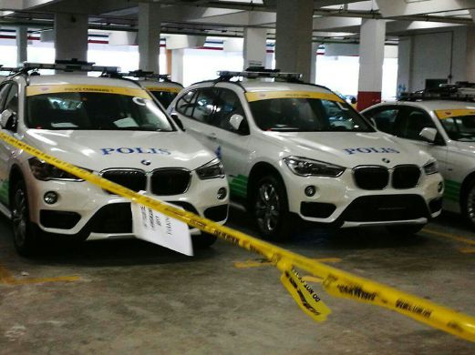Police Cars Being Upgraded To Bmw's? Think Again. - World Of Buzz 1