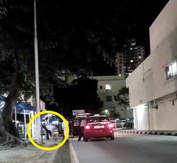 Video Shows Japanese Reporters Standing By At HKL Clean Up Rubbish Before Leaving In Taxi - World Of Buzz 1