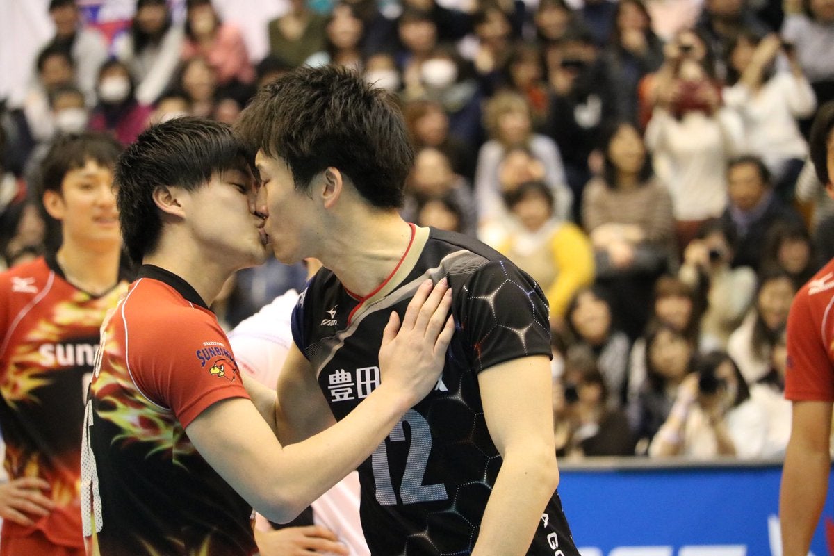 Two Japanese Volleyball Players Started Fighting on the Court When All