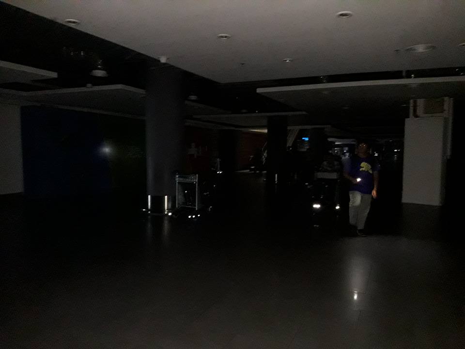 Blackout in KLIA2 Leaves Malaysians Spooked - World Of Buzz 3