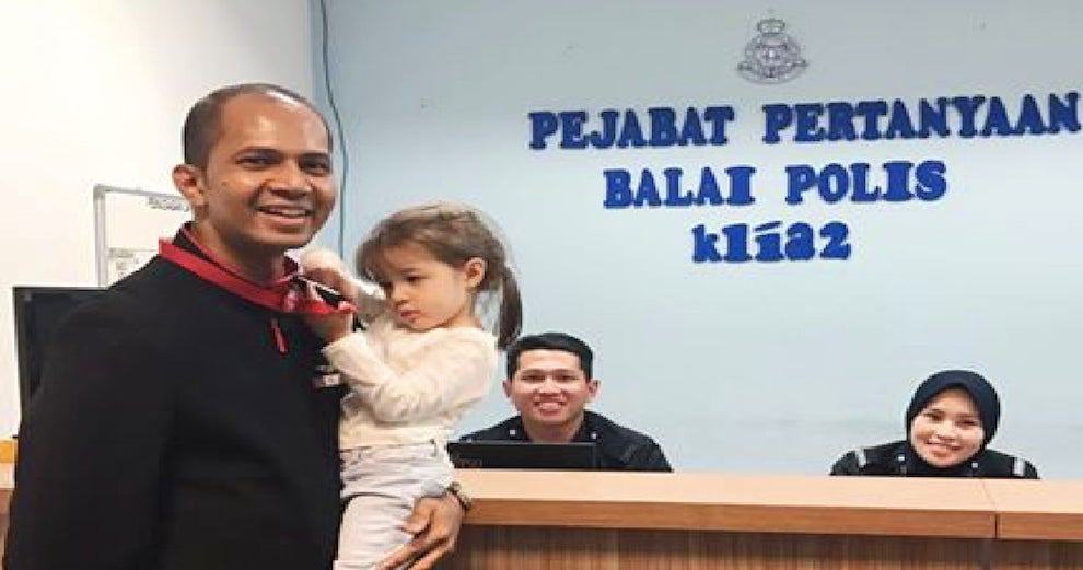 Malaysian Girl Hits Someone's Child, But the Mother Isn't Pressing Charges - World Of Buzz