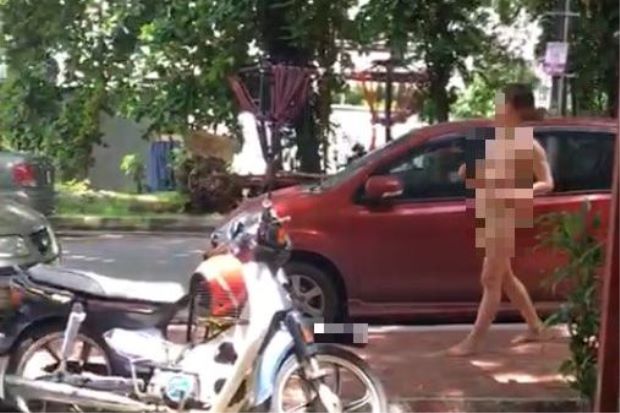 Malaysian Woman Walks Around PJ in the Nude - World Of Buzz