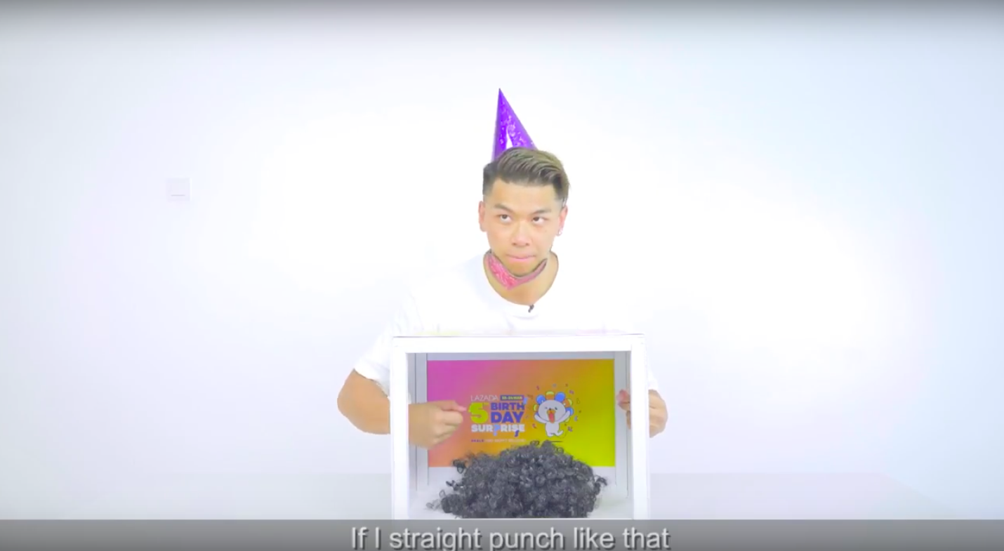 Malaysians Are Getting Freaked Out By The "Surprise Box Challenge" - World Of Buzz 9