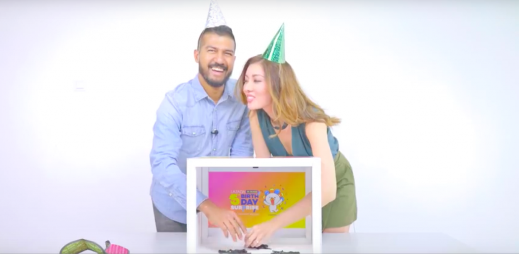 Malaysians Are Getting Freaked Out By The "Surprise Box Challenge" - World Of Buzz 16