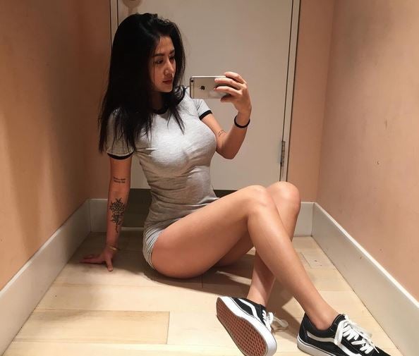 People Are Suddenly 'Falling Sick' Thanks To This Hot Asian Nurse - World Of Buzz 3