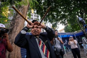 Raja Bomoh Sedunia is Wanted by Jawi and Police for Tarnishing Islam's Image - World Of Buzz 3