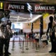 Red Power Ranger Goes Missing In Gsc Mid Valley, Netizens On The Hunt For Him - World Of Buzz