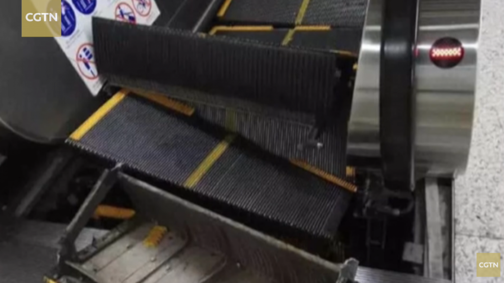 Collapsing Escalator Almost Swallowed Up Couple Again - World Of Buzz 3