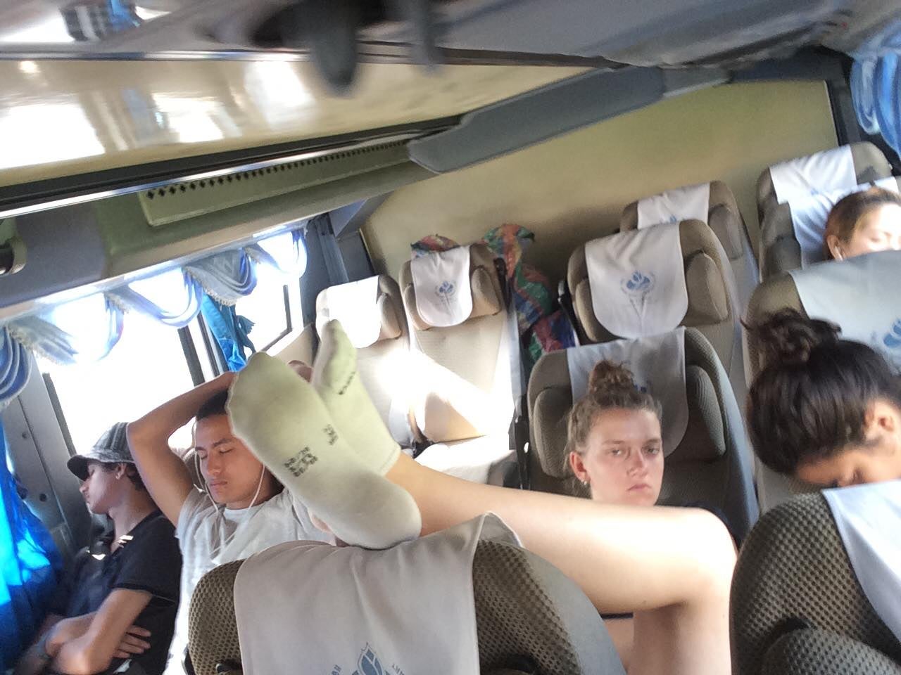 Ignorant Tourist Refuse To Remove Her Feet From Headrest - World Of Buzz 2