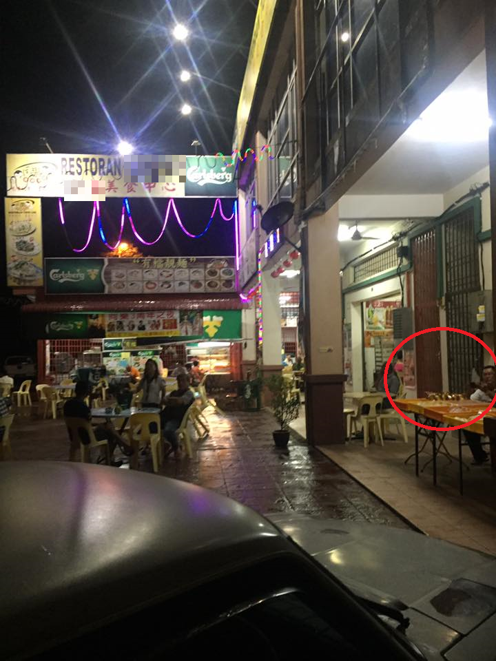 Kind Malaysian Girl Gets Scolded By Angry Man Just Because She Fed Some Stray Dogs - World Of Buzz 1