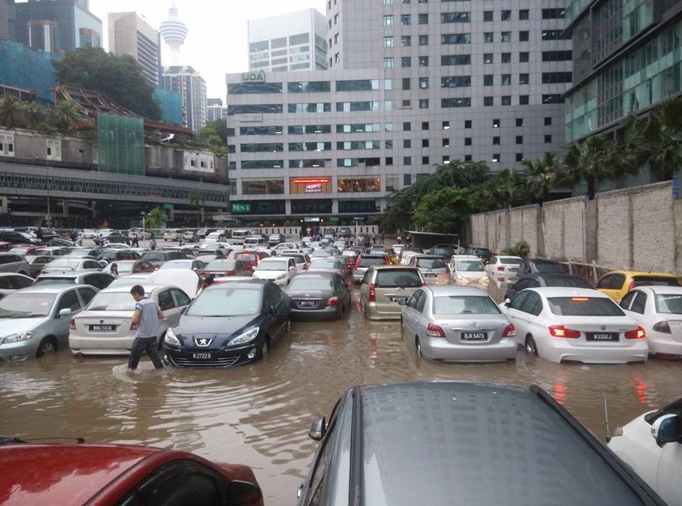 "Kuala Lumpur has Good Drainage System," says Mayor - World Of Buzz 1