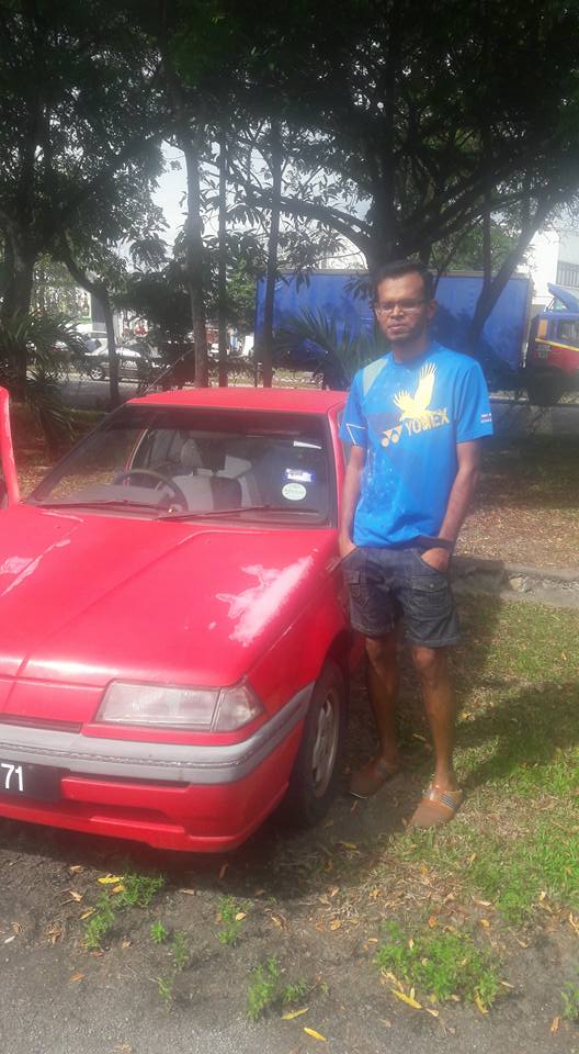 Local Social Activist Connects Kind Man to Needy Family Who Sold His Car for Only 10 Sens - World Of Buzz 3
