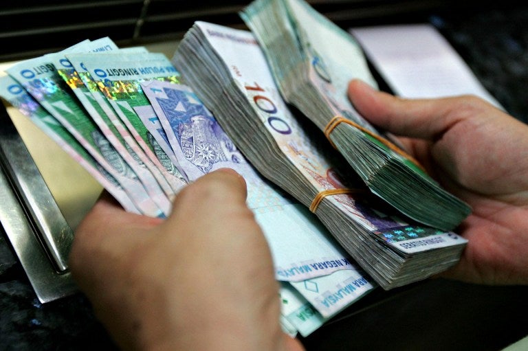 Most Malaysians Don't Have Enough Savings - World Of Buzz 2