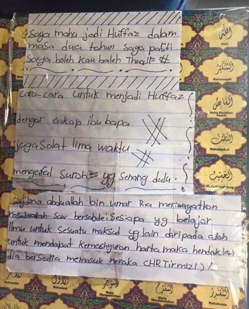 Photos of Johor Schoolboy's Heartbreaking Diary Entry Have Surfaced - World Of Buzz 1