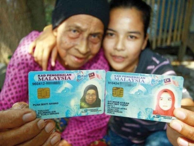 This Malaysian Woman is Older Than the World's Oldest Person - World Of Buzz