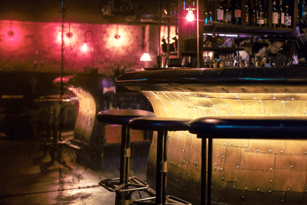 10 Hidden Bars To Visit In Singapore For The Ultimate Drinking Experience - World Of Buzz 10