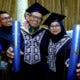 Adorable Senior Couple From Perak Just Graduated From University Together - World Of Buzz 2