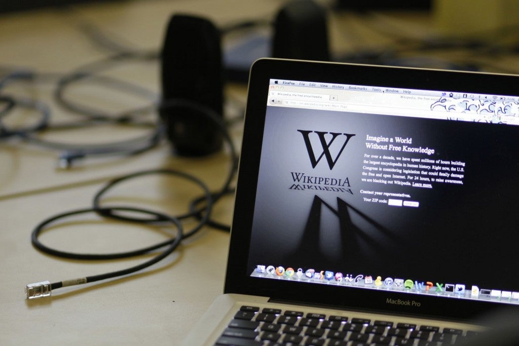 China is Producing Their Own Version of Wikipedia, After Wikipedia Refuses to Comply with Censors - World Of Buzz 3
