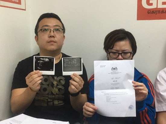 Malaysian Lady Wants to Sue Uber After Suffering Miscarriage From Being Robbed - World Of Buzz