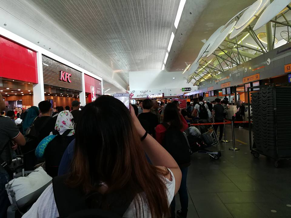 Malaysian Shares Unbelievable Frustration Why She Missed Her Flight In Klia 2 - World Of Buzz