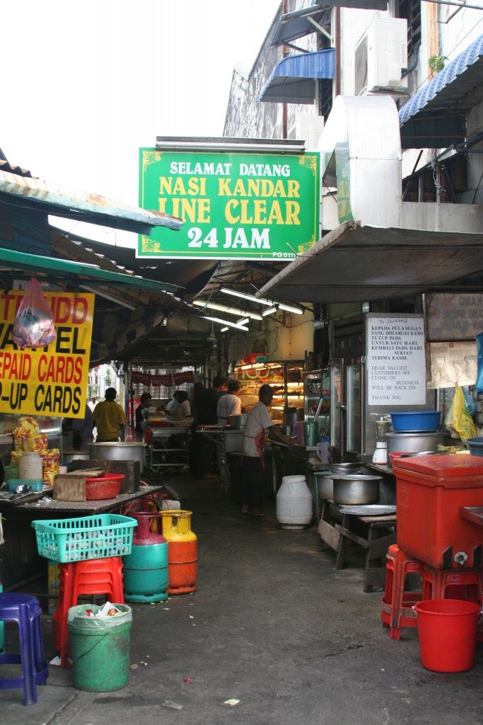 20 Malaysian and Singaporean Stalls Got into World's Top 50 Best Street Food - World Of Buzz 1