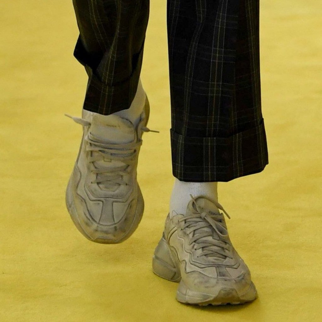 gucci used sneakers