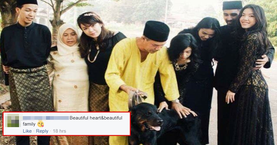 Hari Raya Family Photo With Dog Goes Viral, Warms Malaysians' Hearts - World Of Buzz 5