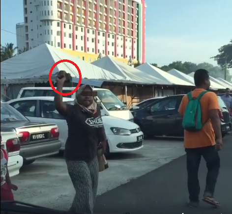Malaysian Girl's Car Gets Attacked By Family Who Snatched Her Parking Spot - World Of Buzz 4