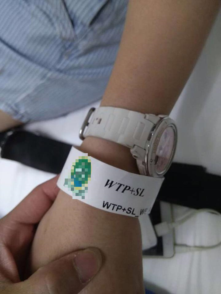 Siblings Suffer Horrible Injuries While Having Family Day Out At Melaka Resort - World Of Buzz 2