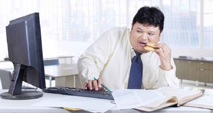 Study Shows People Who Just Started Working Tend To Overeat And Become Obese - World Of Buzz 6