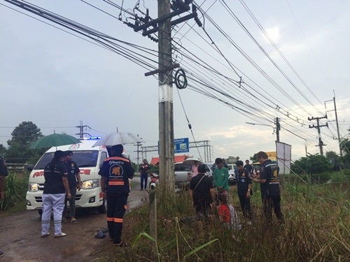 Thai Man Dies From Electrocution While Trying To Grab Envelope Full Of Cash - World Of Buzz 3