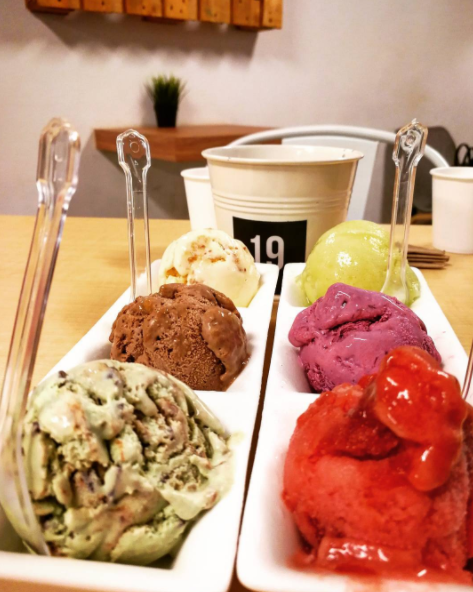 There's an Ice Cream Buffet Happening in PJ and it Looks AMAZING - World Of Buzz 7