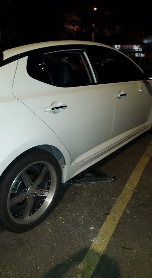 Thief Smashing Car Windows Caught By Angry Crowd At Kepong Night Market - World Of Buzz 3