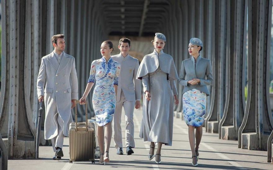 Chinese Airline's Glamorous New Uniforms Look Like They Belong On a Runway - World Of Buzz 1