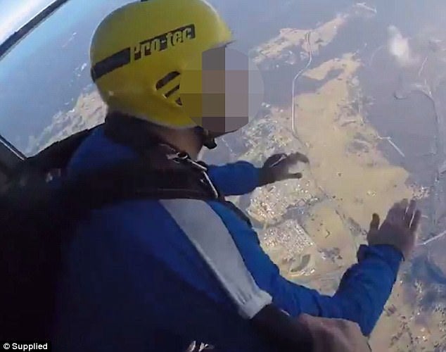 Here's a Summary of What We Know About the Singaporean Man's Skydiving Death - World Of Buzz 5