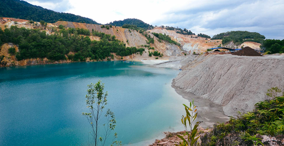 Johor S Stunning Blue Lake Closed To Public After Visitors Were Polluting The Area World Of Buzz