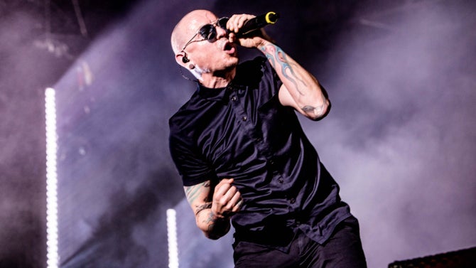Linkin Park's Chester Bennington Commits Suicide, Here's What We Know - World Of Buzz 5