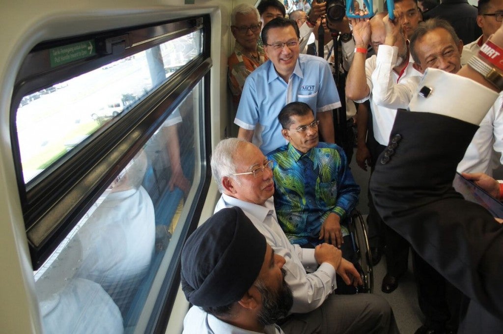 Najib Should Be Known As &Quot;Father Of Public Transport System&Quot; For New Mrt Line - World Of Buzz 2