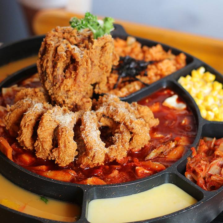 Top 7 Heavenly Korean Fried Chicken In Singapore To Satisfy Your Cravings - World Of Buzz 9
