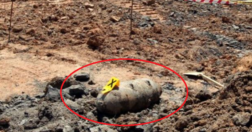 World War Ii Bomb Found Still Active, Malaysian Police Close Roads To Defuse It - World Of Buzz 2