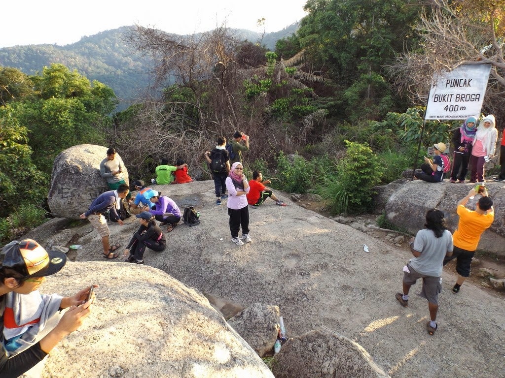 Bukit Broga is Now Officially Closed for Three Months for Restoration Works - World Of Buzz 1