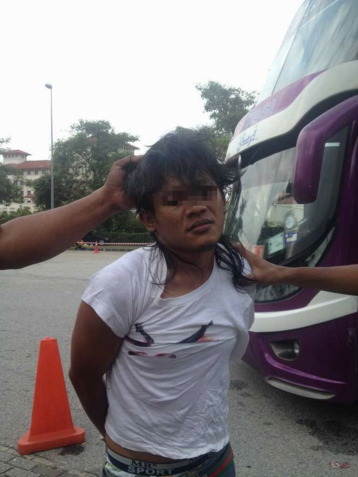 Girl Saved by Her Screams After Pervert Almost Molests Her in Kajang Express Bus - World Of Buzz