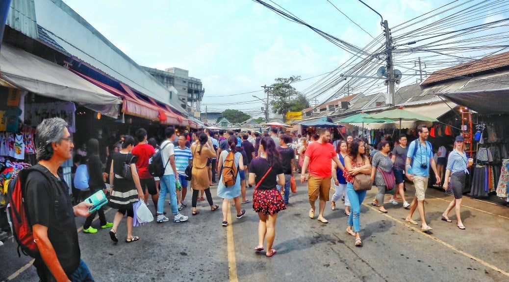 Tourists Can Soon Navigate Chatuchak Market with New Mobile App! - World Of Buzz 1