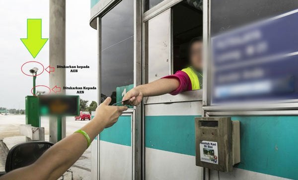 Viral Message Saying Cameras Installed at Toll Booths to Catch Errant Motorists NOT True - World Of Buzz 1