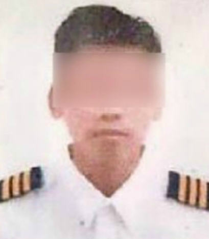 19-Year-Old Poses as Singapore Airlines Pilot to Take Advantage of Over 50 Girls - WORLD OF BUZZ 2