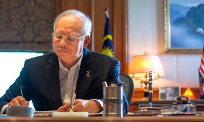 5 Things Najib Razak As Prime Minister And Finance Minister Of Malaysia Has Control Over - World Of Buzz