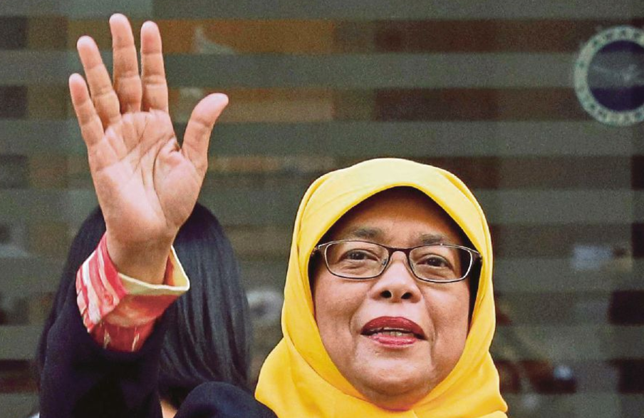 It's Happening! Halimah Yacob Will Be The First Female President of Singapore! - WORLD OF BUZZ 1