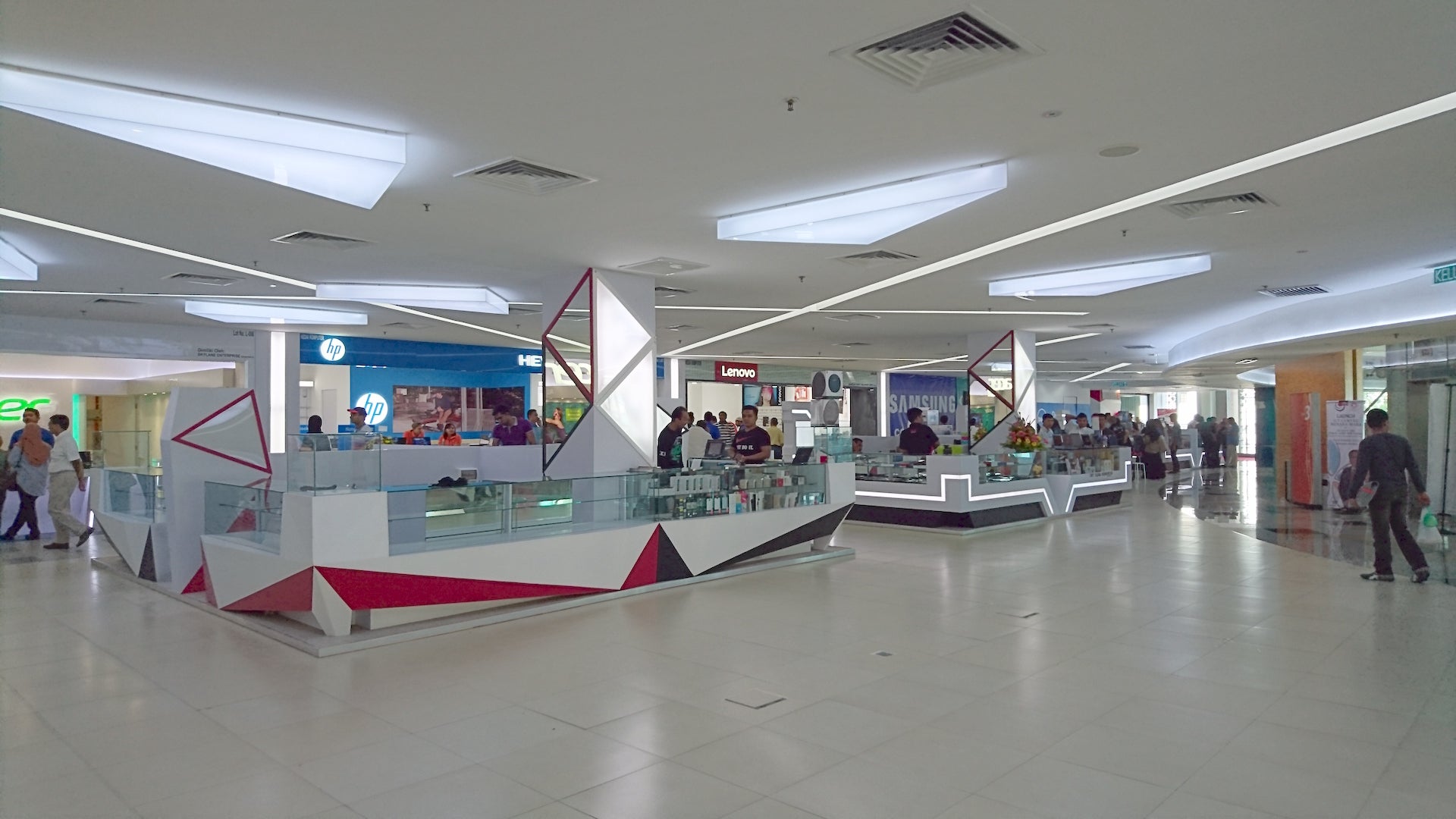 Mara Digital Mall is Reportedly Failing, Here's Are the Possible Reasons Why - WORLD OF BUZZ 1
