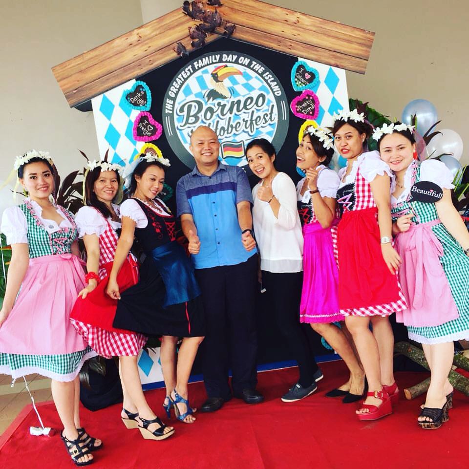 Minister Disagrees With Extremists, Welcomes Oktoberfest In Sarawak - World Of Buzz 4